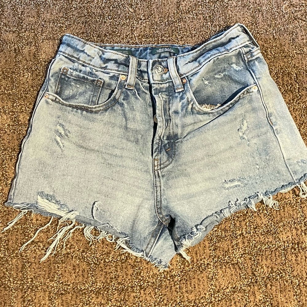 High-waisted shorts. 🌸5 FOR 25🌸
